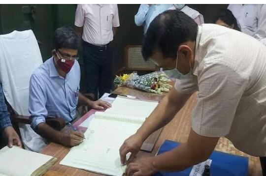 meerut dm Sh. K. Balaji